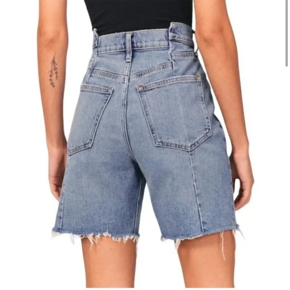 Abercrombie & Fitch 7 Inch Dad Denim Jorts Shorts size 36 NWOT 90s chic beach